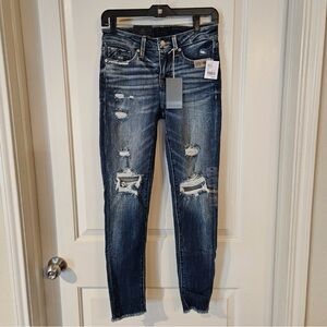 Buckle Black Jeans Fit No. 53 Ankle Skinny 🌸 Mid Rise Size 25🌸